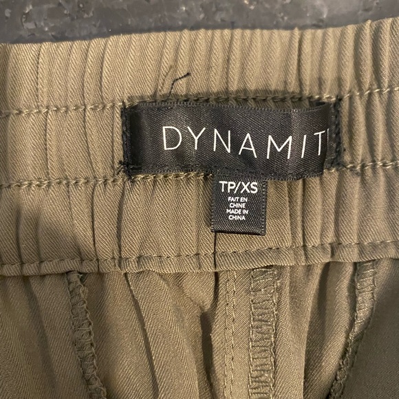 DYNAMITE GREEN PANTS - Picture 6 of 6
